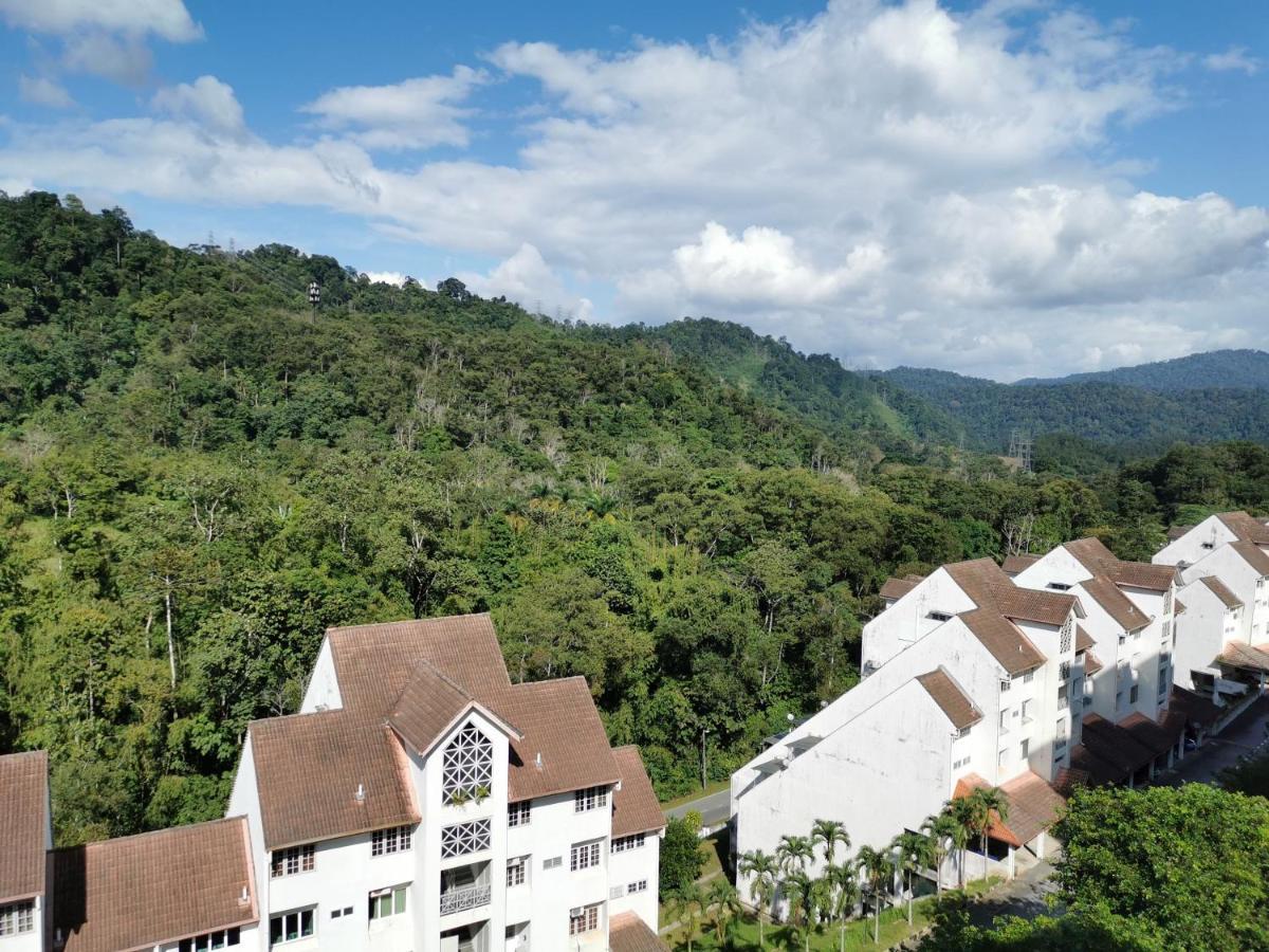 Selesa Hillhomes 1 At Bukit Tinggi Bentong Exteriör bild